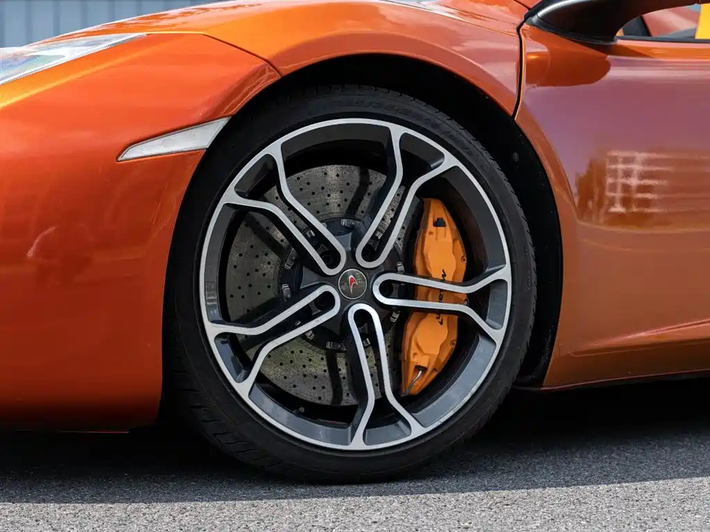McLaren 12C 2013 3.8T SPIDER