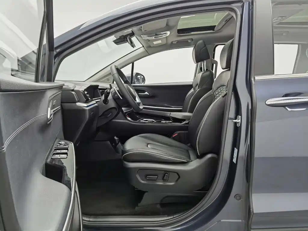 Hyundai Custo — миниатюра 10
