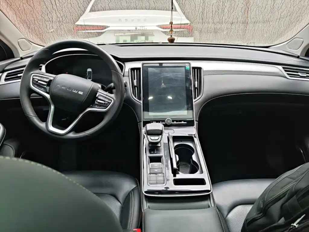 Roewe i6 MAX New Energy — миниатюра 10