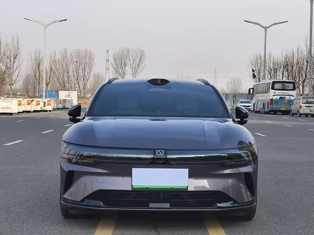 ZEEKR EXTREME KRYPTON 007GT