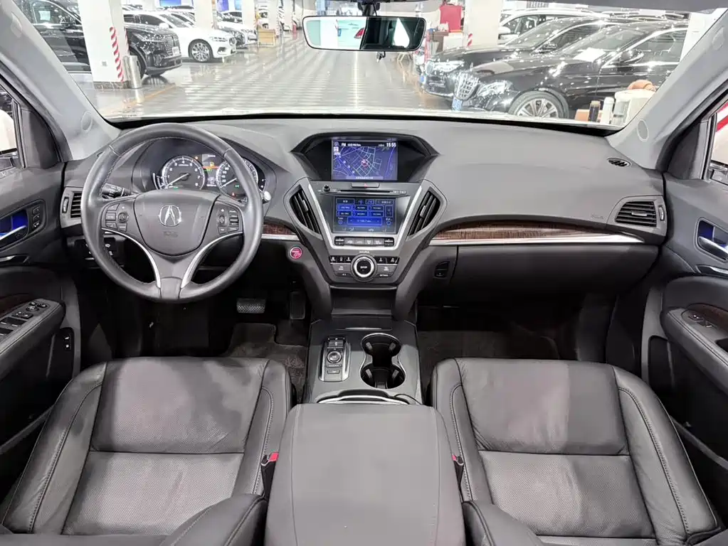 Acura MDX - фото 9