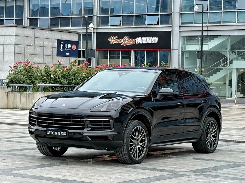 Porsche Cayenne 2022