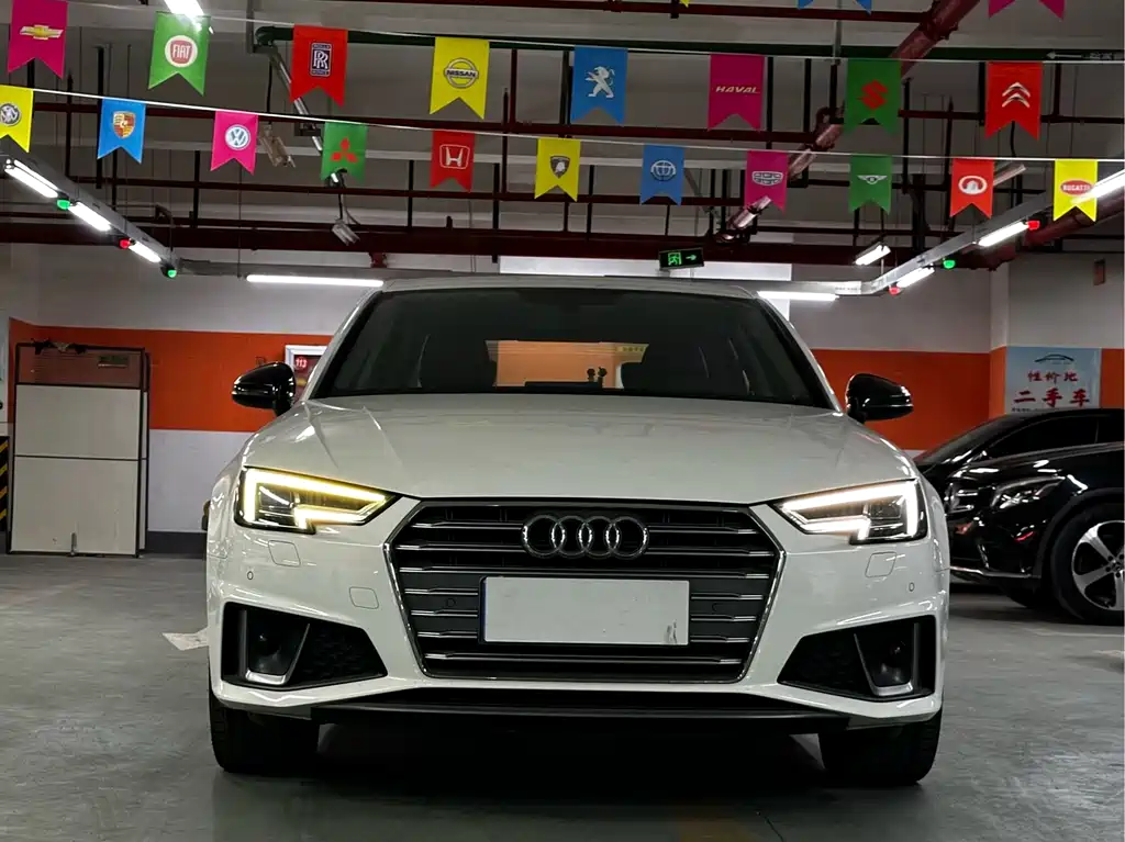 Audi A4L 2019 40 TFSI Fashion VI