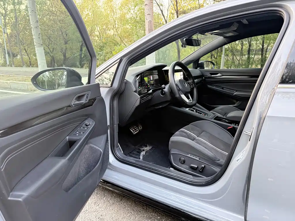 Volkswagen Golf — миниатюра 4