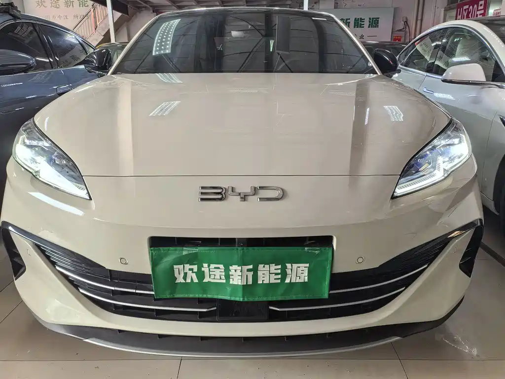 Byd 海豹06 DM-i旅行版 2025