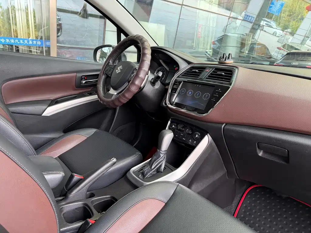 Suzuki Vitara — миниатюра 15
