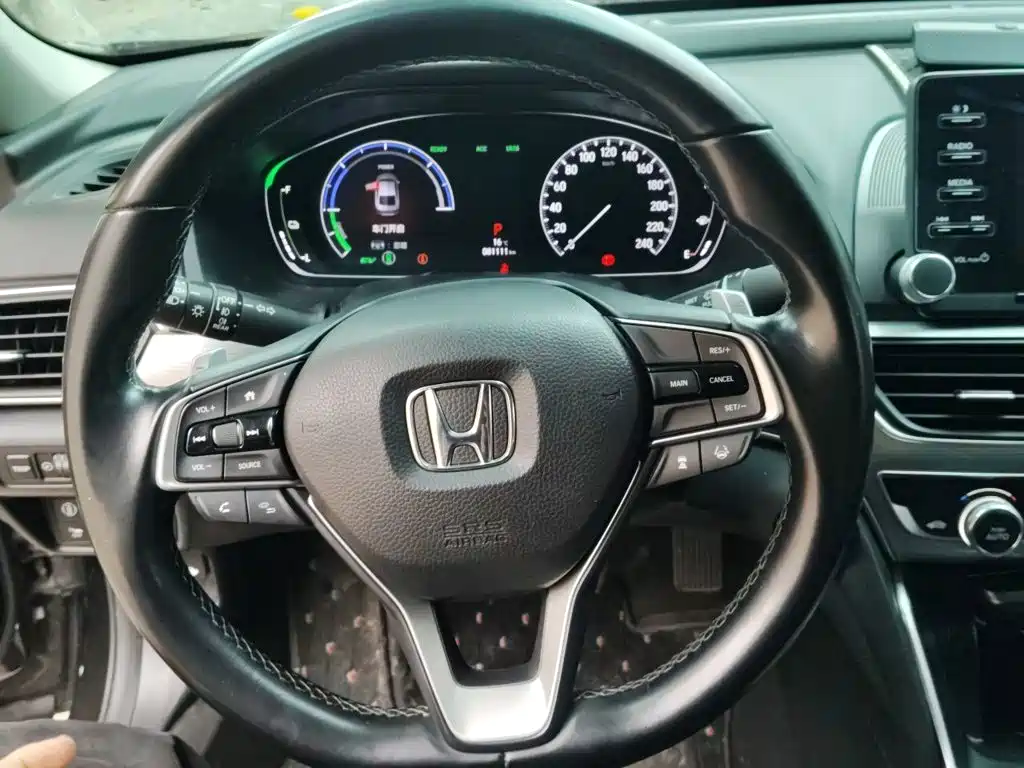 Honda Accord — миниатюра 6