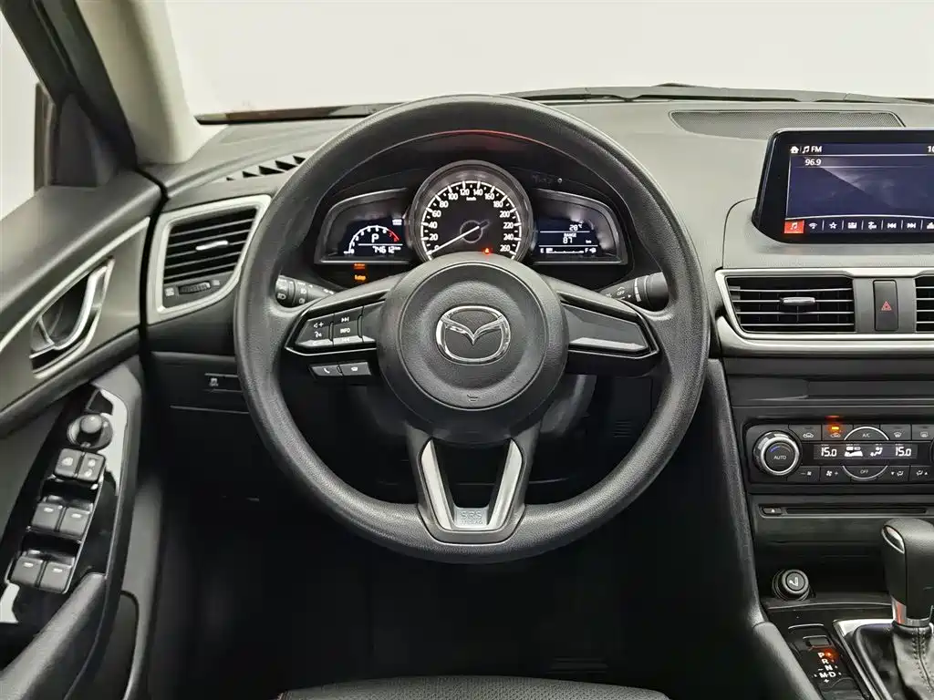 Mazda Mazda3 — фотографии объявления, Фото 11