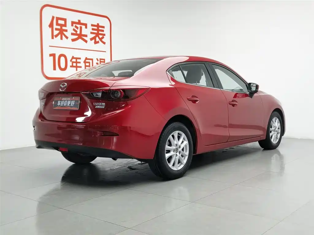 Mazda Mazda3 3 2017 1.5L AT Luxury V