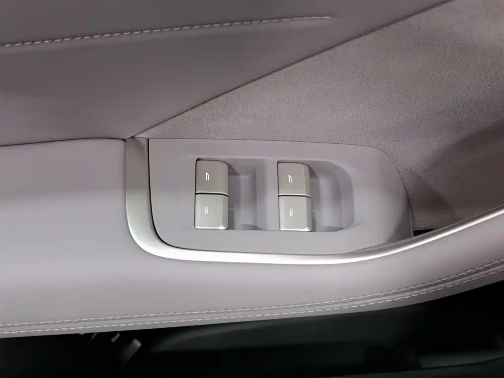 Onvo L60 2024 60kWh