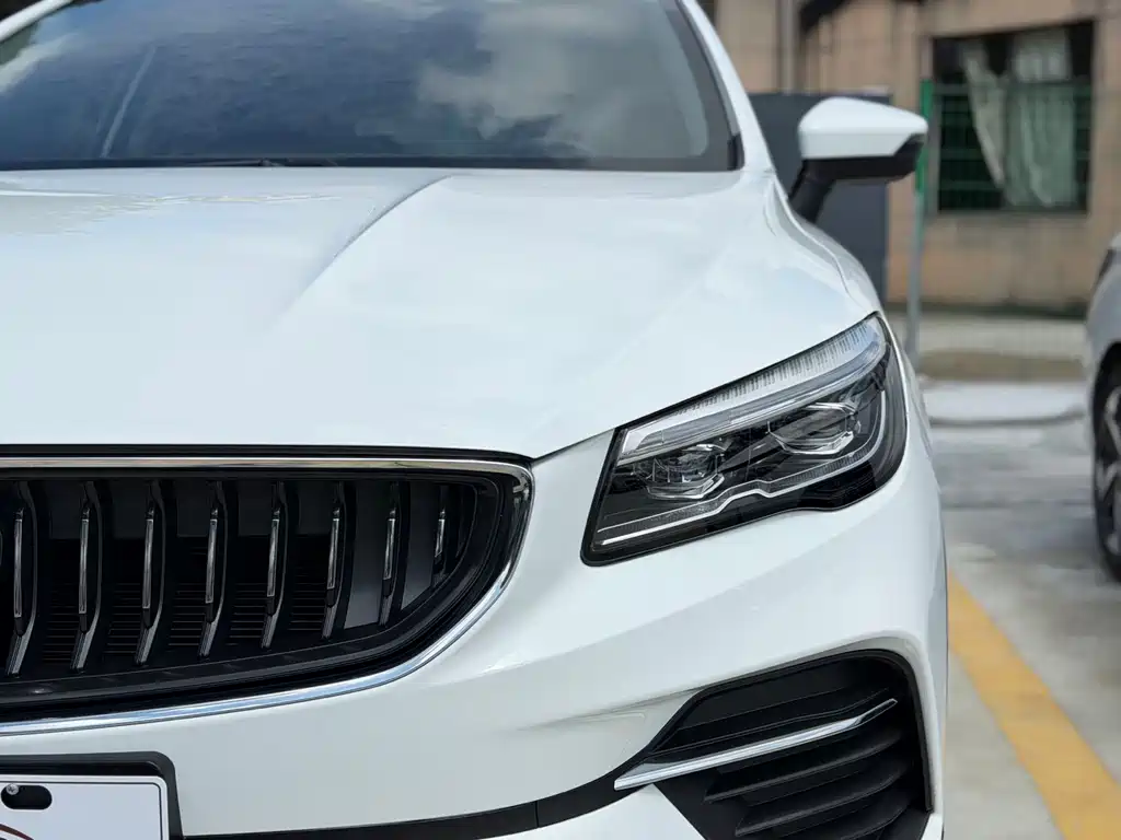 Geely Emgrand S — миниатюра 7