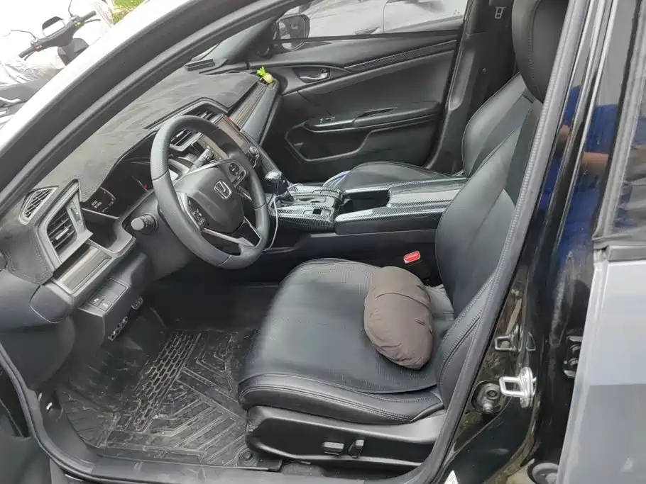 Honda Civic — миниатюра 9