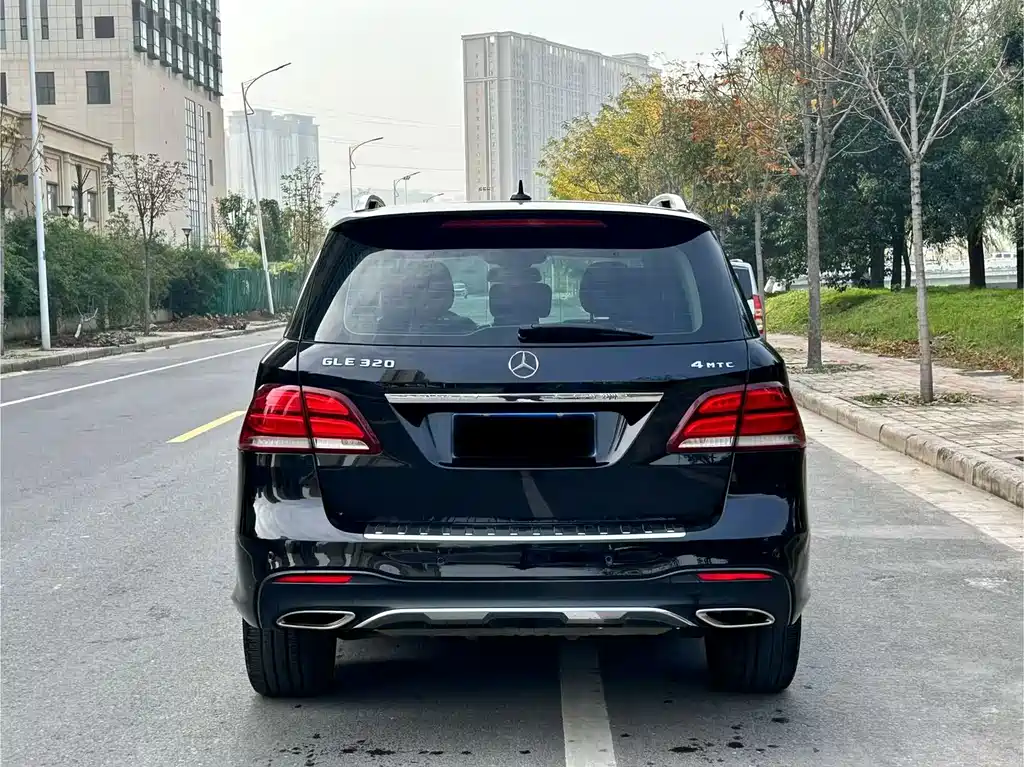 MERCEDES-BENZ GLE