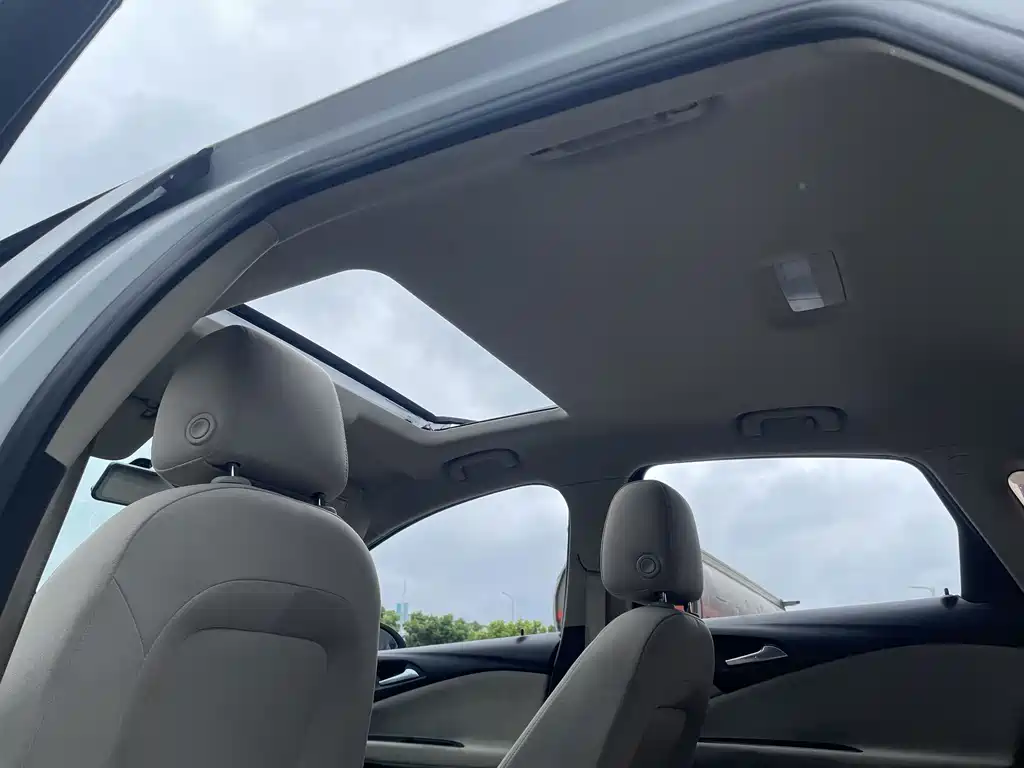 Buick Verano — миниатюра 4