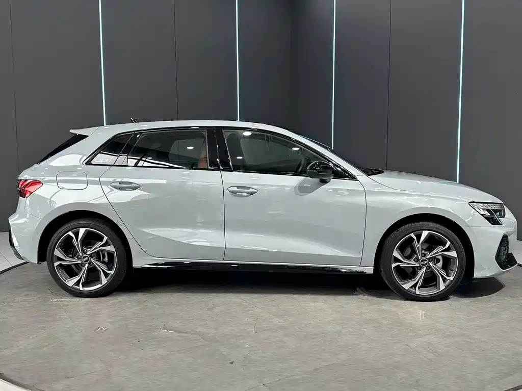 Audi A3 2025 Sportback 35TFSI Premium