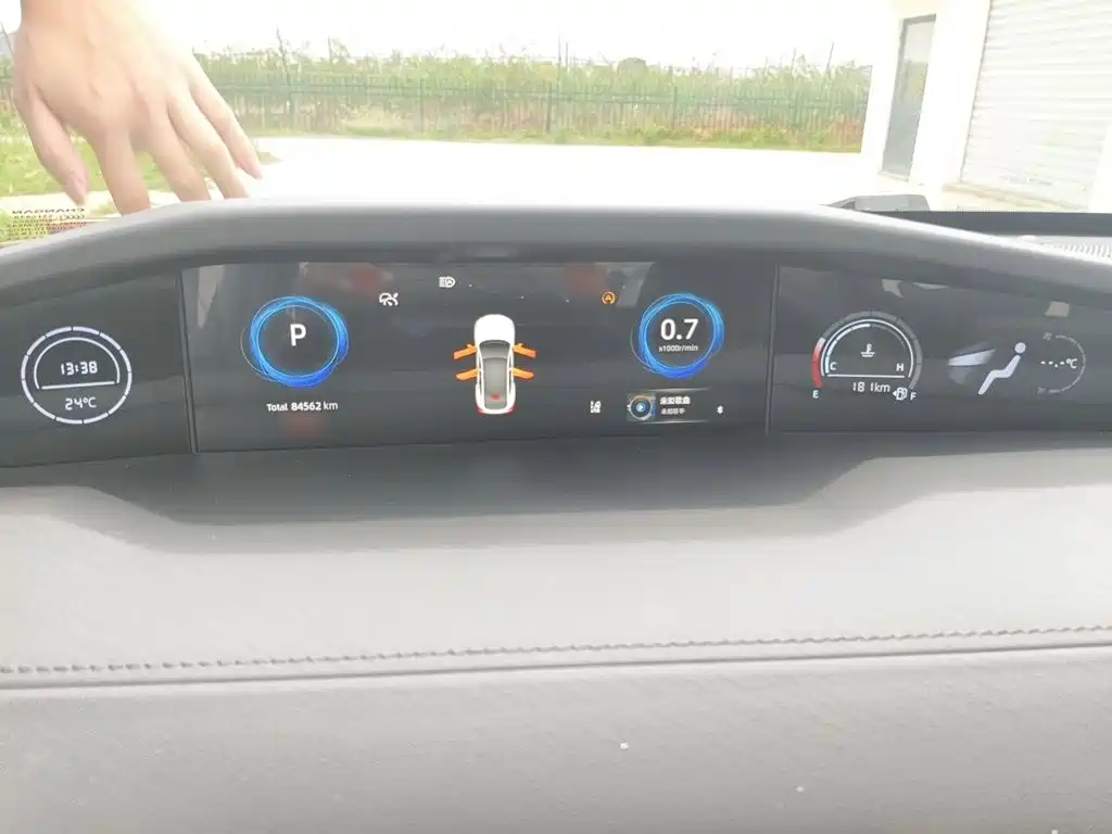 Changan UNI-V — миниатюра 4