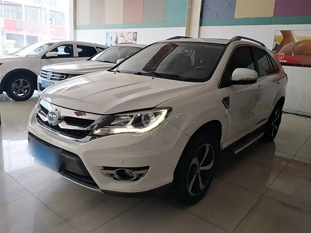 Byd S7 2015
