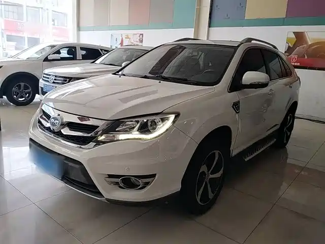 2015 BYD S7