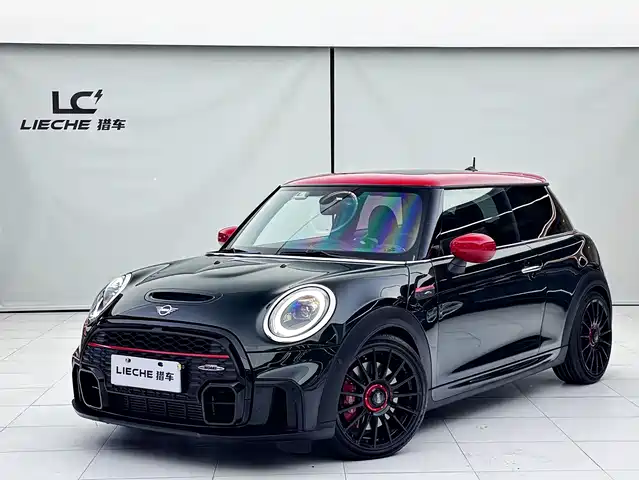 MINI JCW