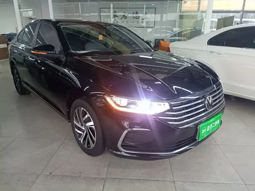Volkswagen Lavida — миниатюра 4