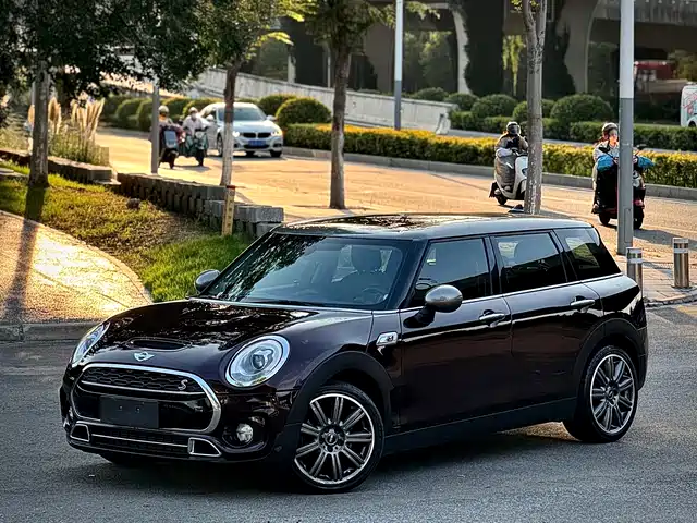 MINI CLUBMAN 2017