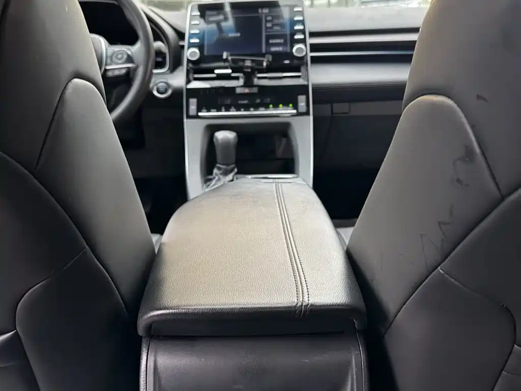Toyota Avalon 2019 2.0L VI