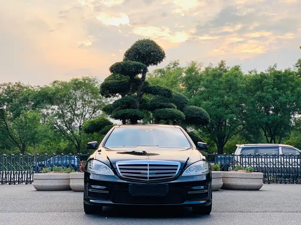 Mercedes-Benz S-Class AMG