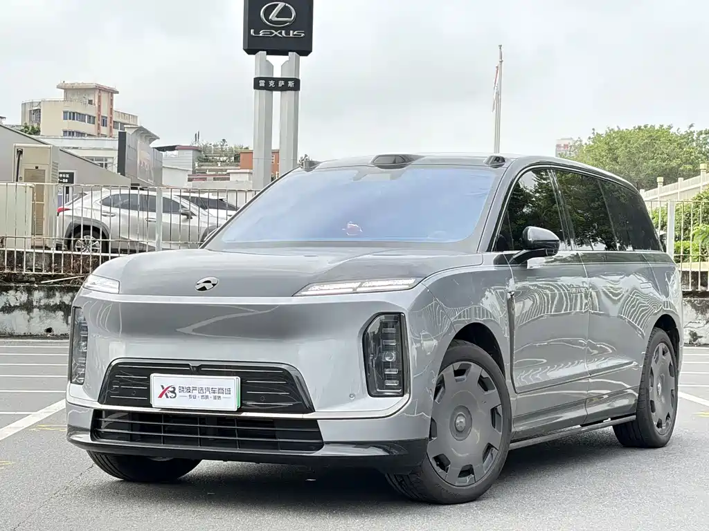 NIO ES9