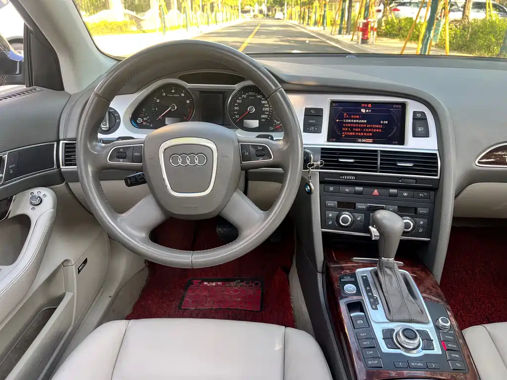 Audi A6L 2011 3.0 TFSI quattro Luxury