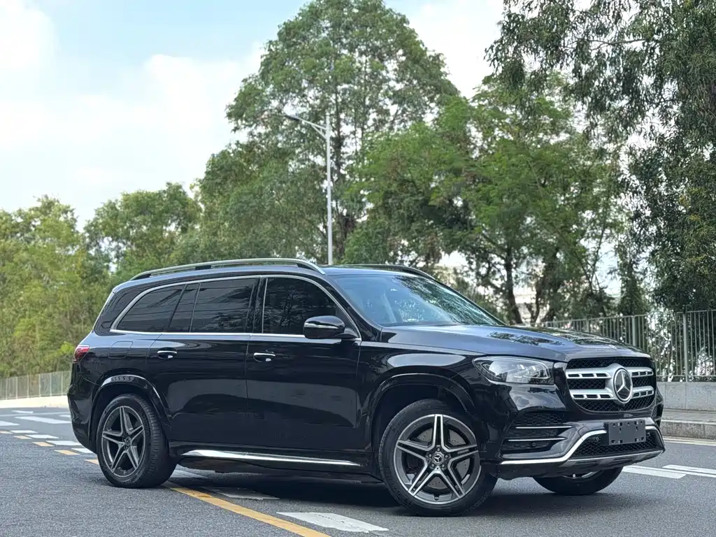 MERCEDES-BENZ GLS