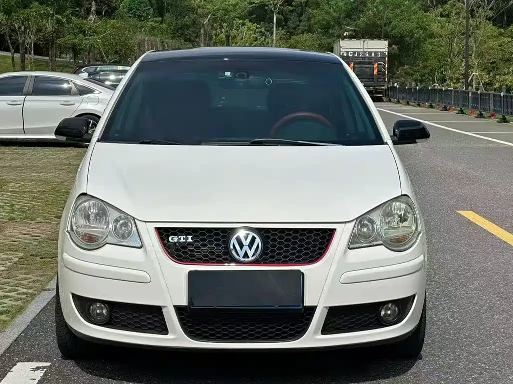 Volkswagen Polo — миниатюра 2