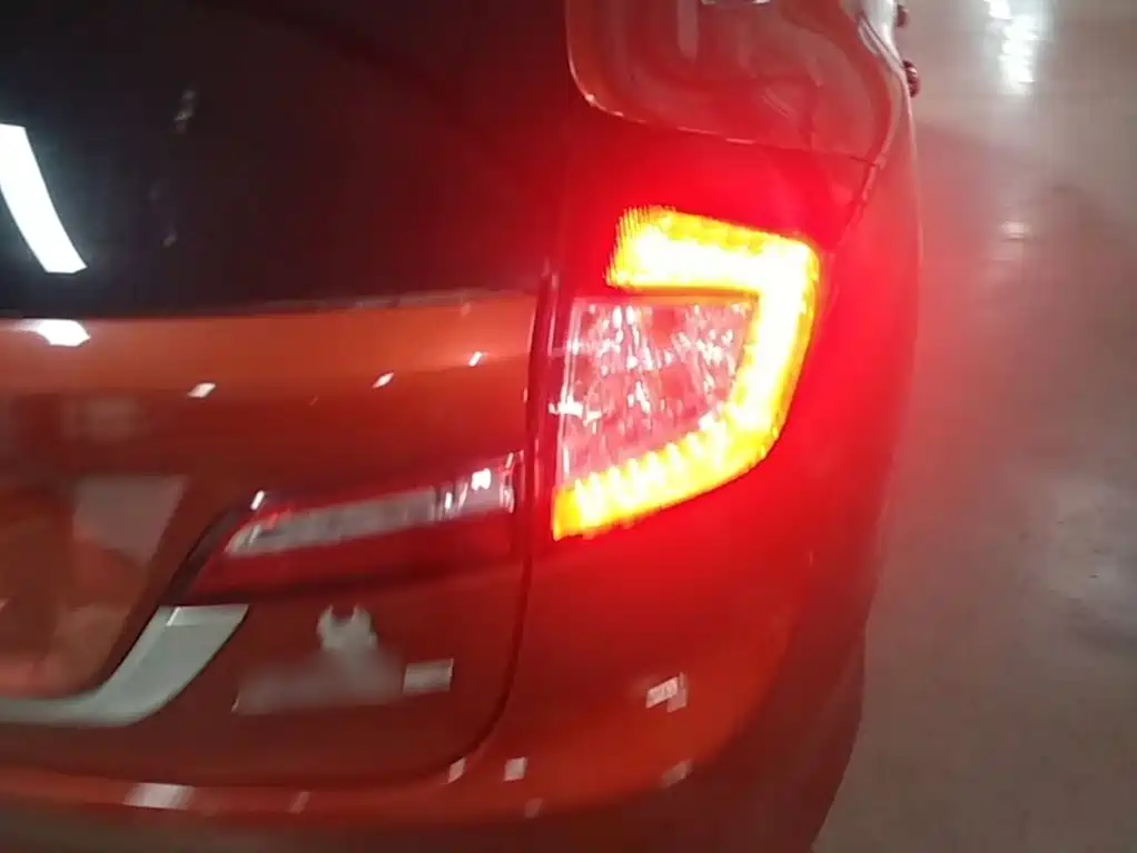 Honda Jade 2016 1.8L AT Comfort Elite 5 мест