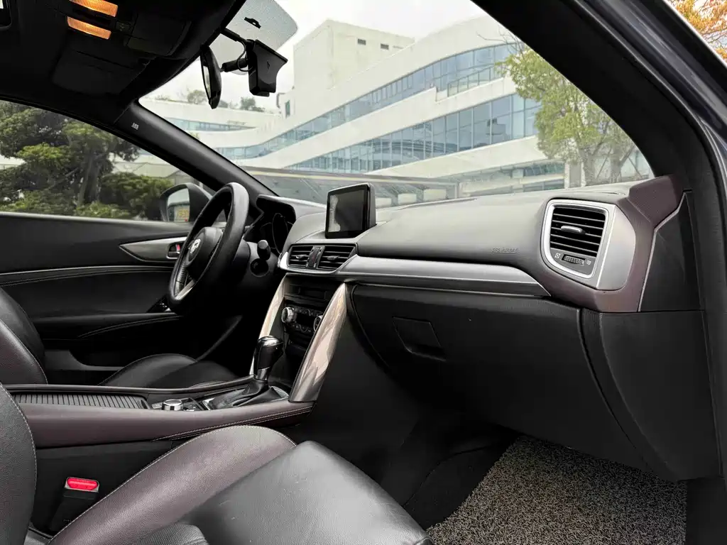 Mazda CX-4 2018 2.0L AT V