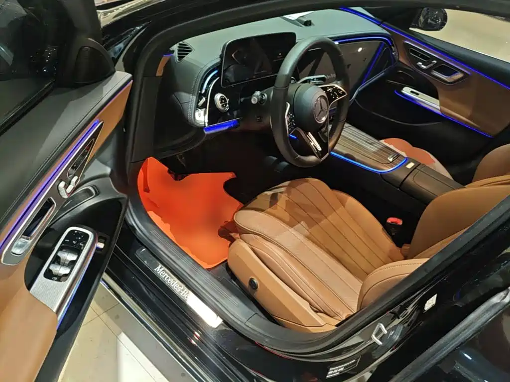 Mercedes-Benz E-Class New Energy — миниатюра 16