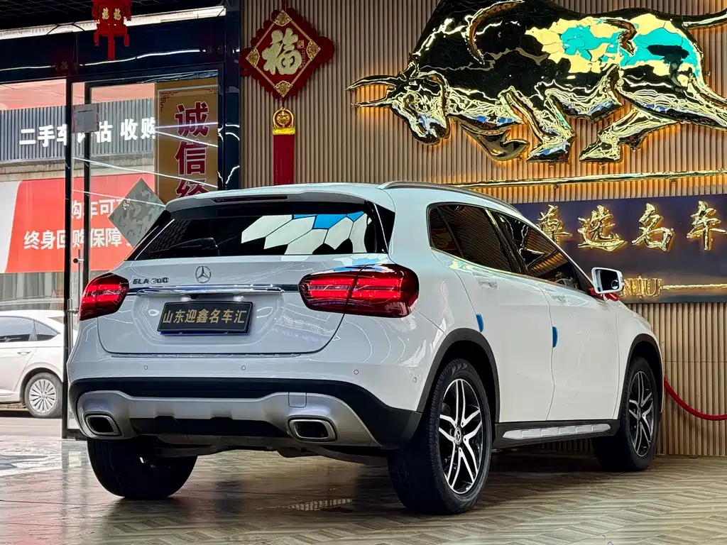 Mercedes-Benz GLA — миниатюра 12