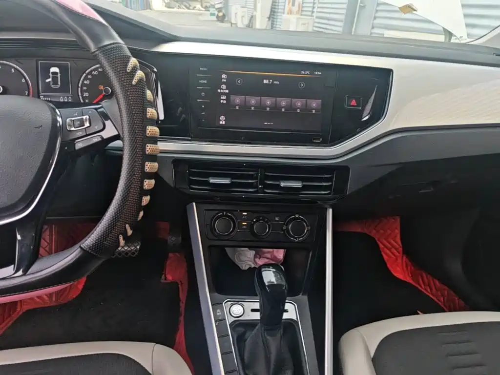 Volkswagen Polo — миниатюра 13