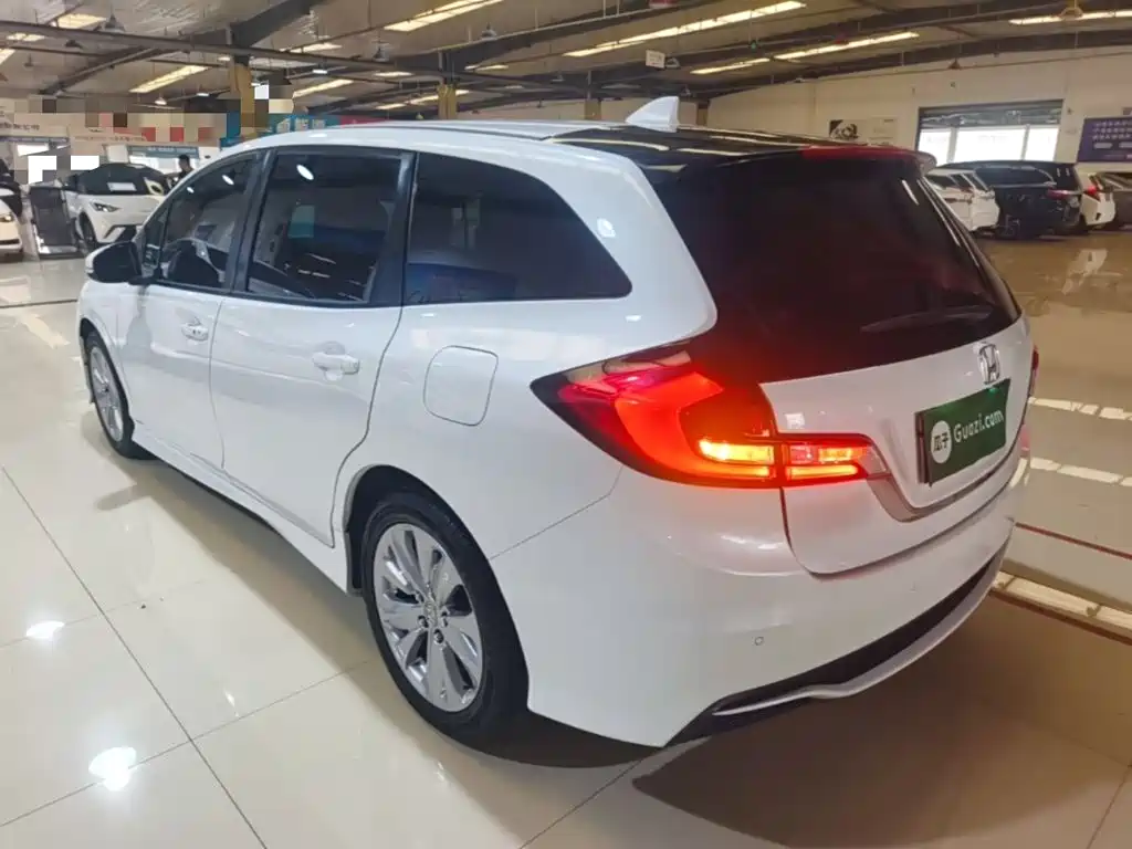 Honda Jade — миниатюра 5