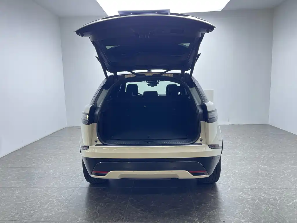 Land Rover Range Rover Velar 2024 Dynamic SE