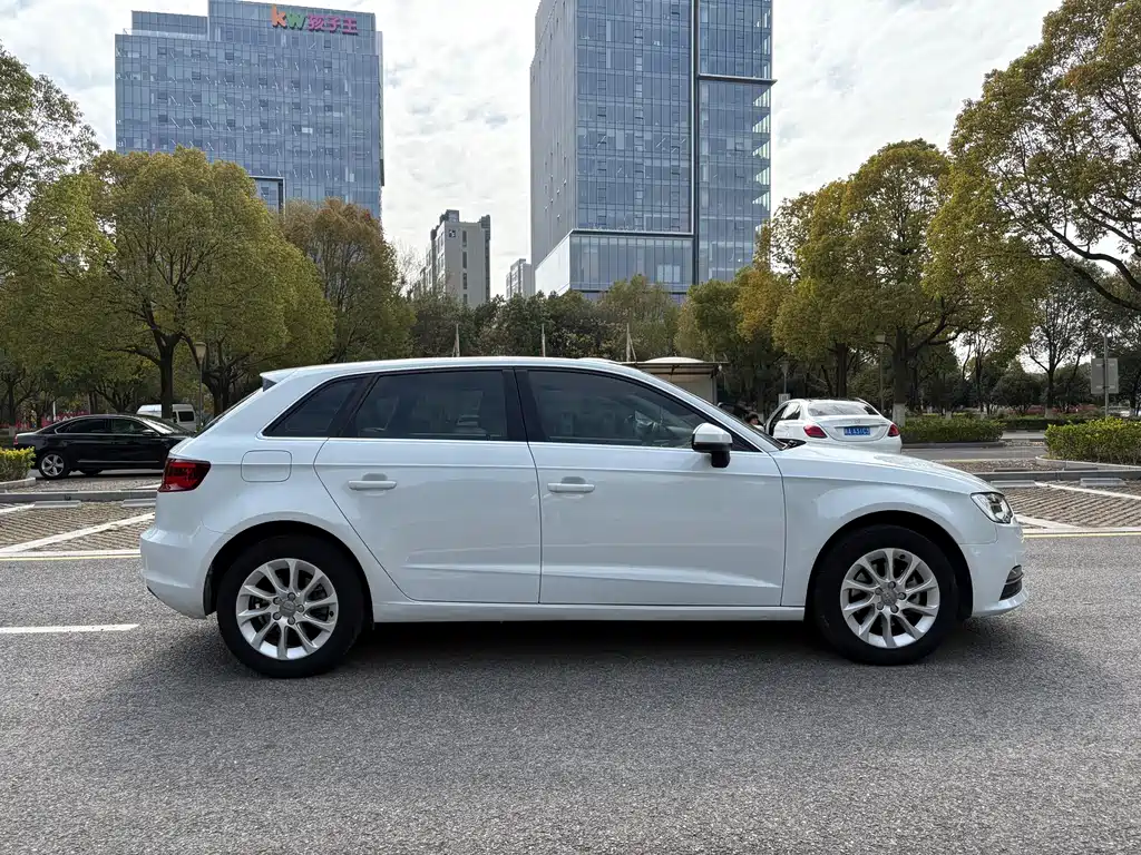 Audi A3 2014 Sportback 35 TFSI AT