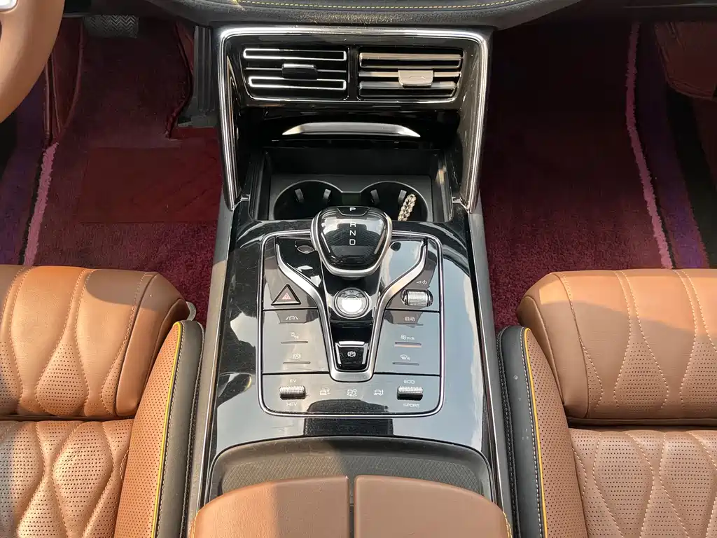 BYD Tang New Energy — миниатюра 15