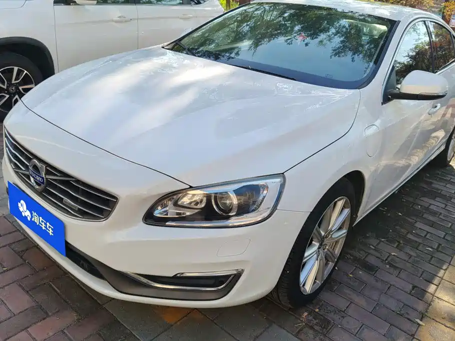 Volvo S60 PHEV