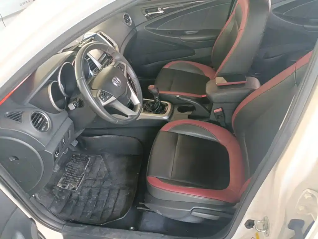 Changan Eado XT — миниатюра 15