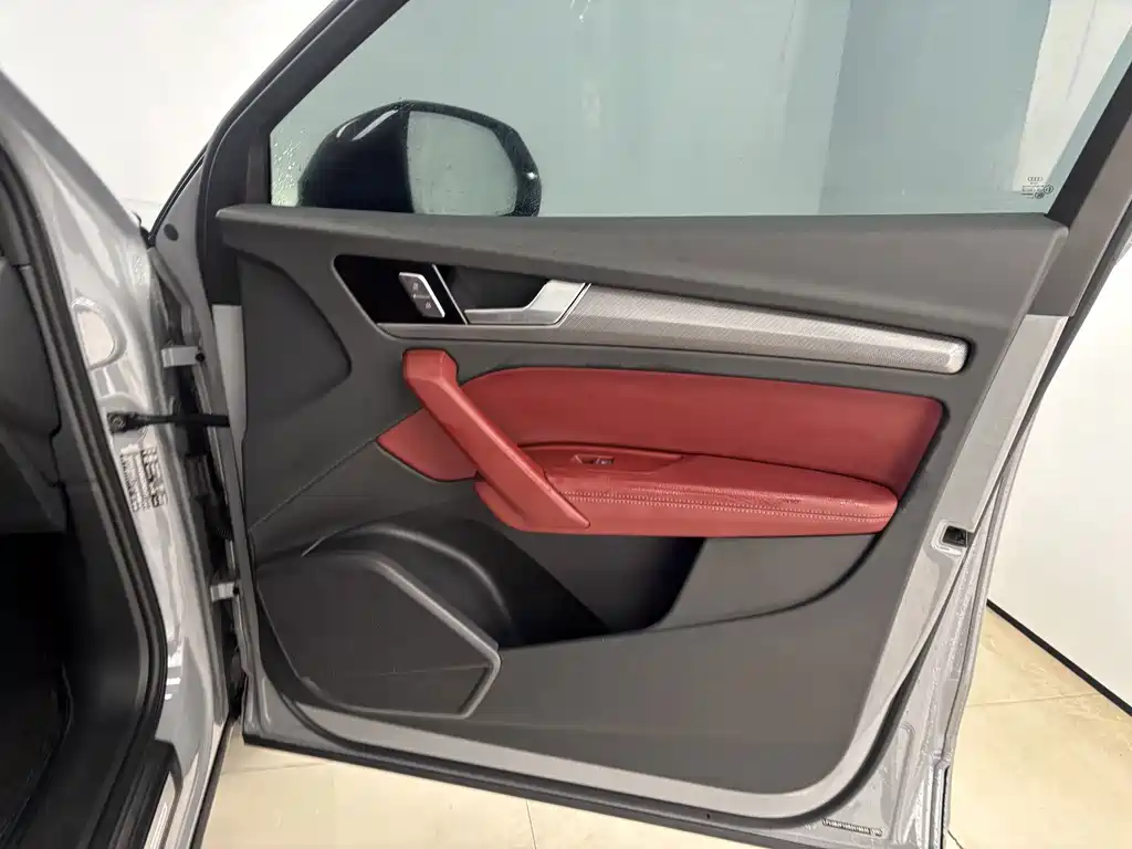 Audi Q5L — миниатюра 23