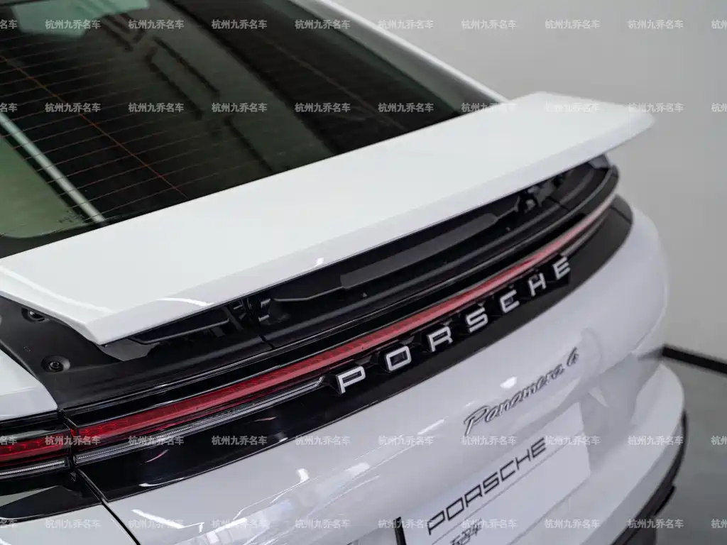 Porsche Panamera — миниатюра 11