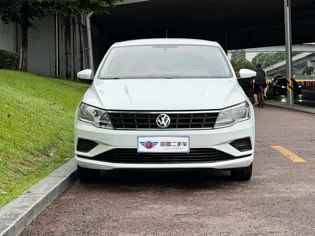 Volkswagen Jetta — миниатюра 2