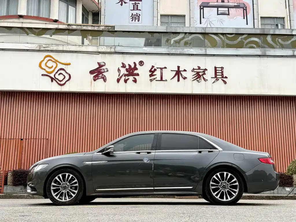 Lincoln Continental 2017 3.0T