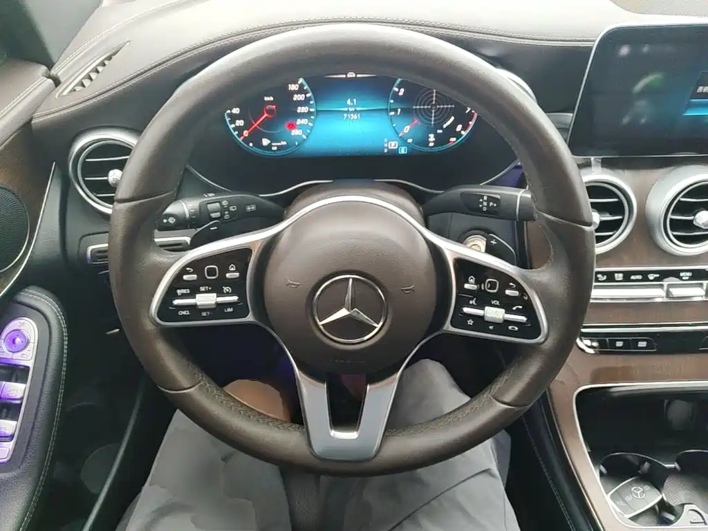 Mercedes-Benz GLC — миниатюра 15