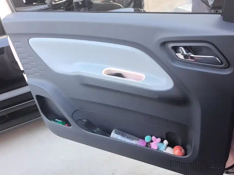 Wuling MINIEV — миниатюра 7