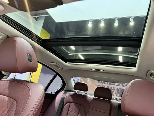 BMW 3 Series — миниатюра 12
