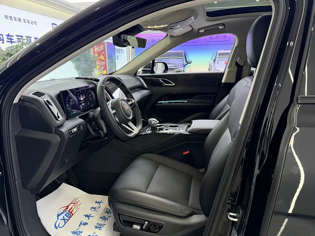 Hongqi Hongqi HS3 PHEV — миниатюра 4